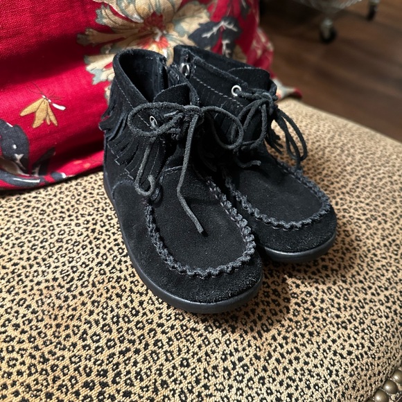 Kids Black Suede Moccasin Boots - Picture 1 of 4